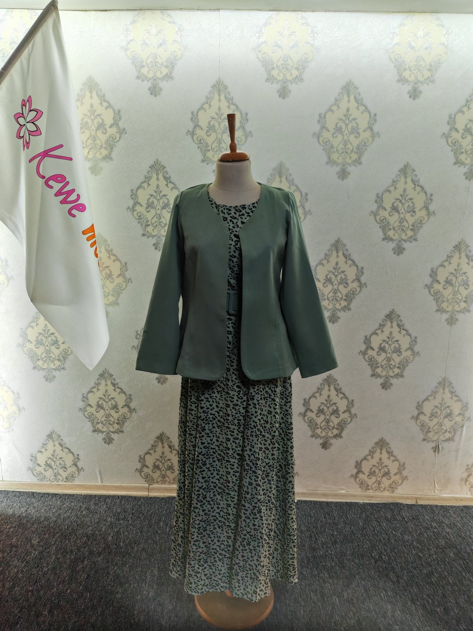 SAED13 Luxurious Tiger Dress & Jacket Set - kewe