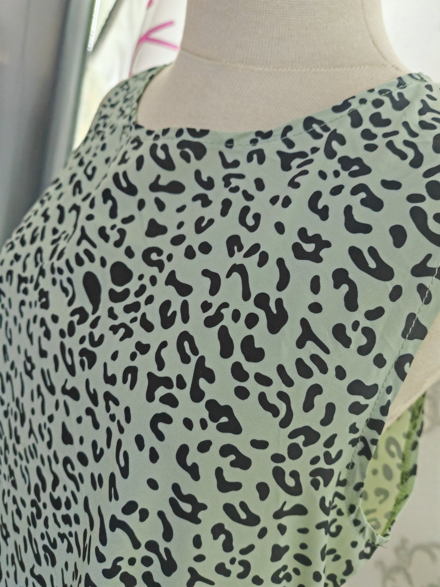 SAED13 Luxurious Tiger Dress & Jacket Set - kewe