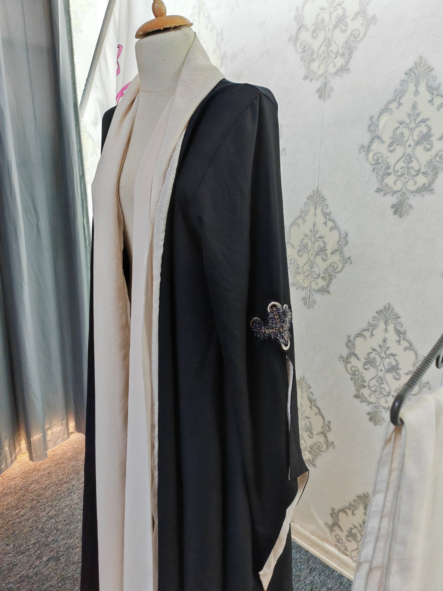 Elegance Dress shawl with W33P - kewe